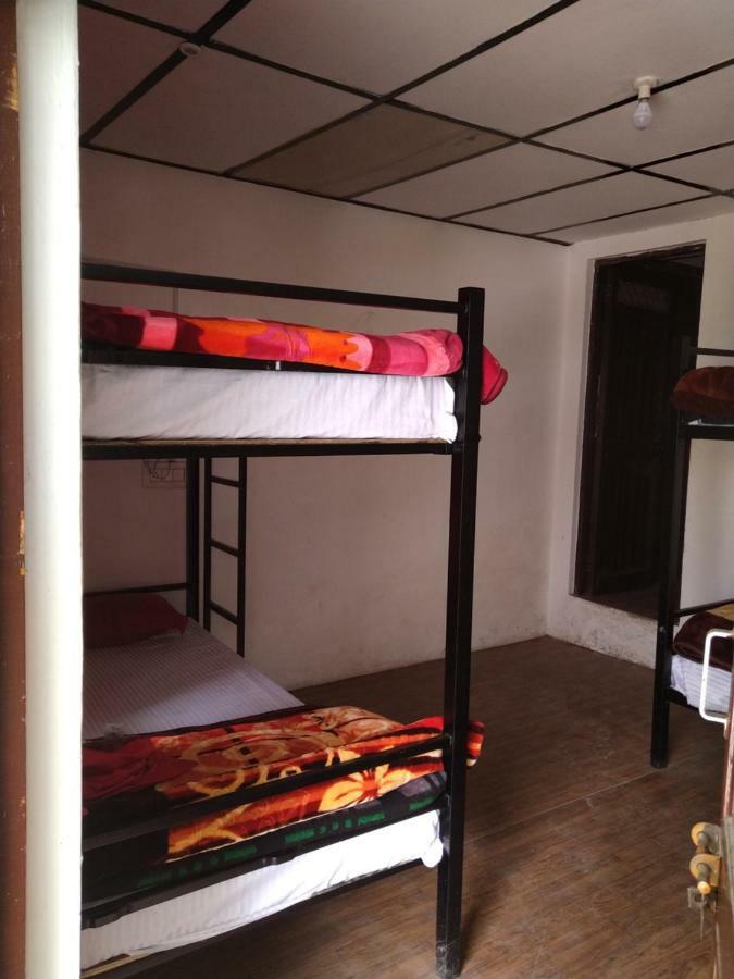 Mochila Youth Hostel Mcleod Ganj Dharamshala Exterior foto